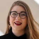 Siriana Lundgren smiling