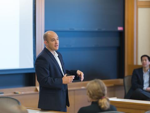 Todd Rogers giving a presentation at the 2016 HILT Conference.